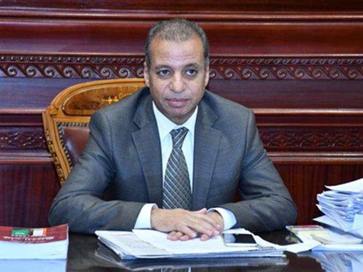 أمين عام "الشيوخ" يكشف عن الآراء الدستورية حول إصدار لائحة المجلس أمين عام "الشيوخ" يكشف عن الآراء الدستورية حول إصدار لائحة المجلس