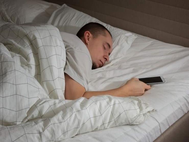 Sleeping next to the phone does this with your body