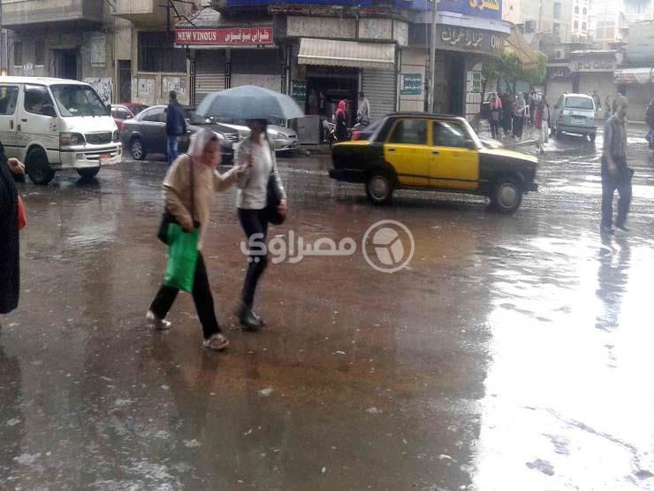 عودة الأمطار والشبورة المائية.. الأرصاد تعلن طقس 3 أيام مقبلة عودة الأمطار والشبورة المائية.. الأرصاد تعلن طقس 3 أيام مقبلة