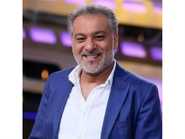 فيديو.. آلاف السوريين يشيعون جثمان المخرج حاتم علي عقب صلاة الجنازة فيديو.. آلاف السوريين يشيعون جثمان المخرج حاتم علي عقب صلاة الجنازة