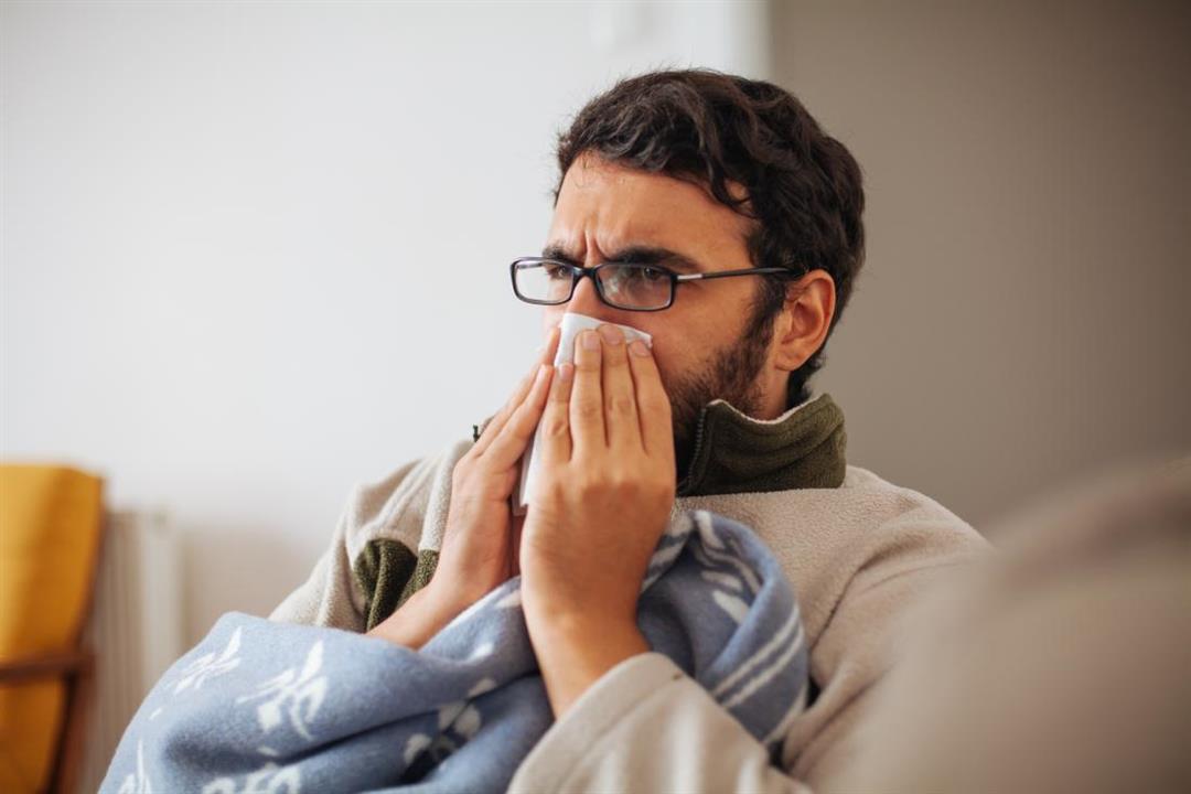 3 نصائح للوقاية وتسريع الشفاء من الإنفلونزا.. متى تستدعي زيارة الطبيب؟