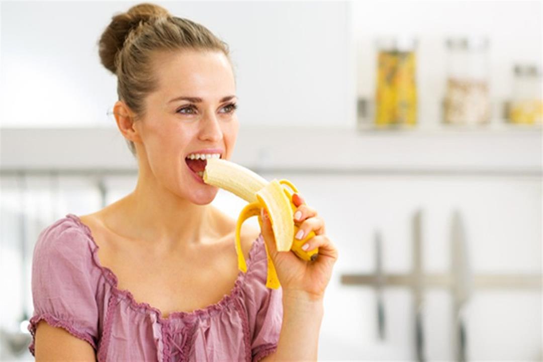 مفيد أم مضر؟.. هذا ما يحدث لجسمك عند تناول الموز على الريق