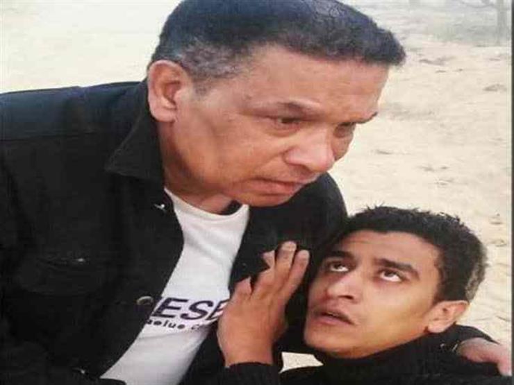 فيديو| نجل محمد شرف يكشف سبب حزنه في أيامه الأخيرة.. وأزمة اسم "سامبو" فيديو| نجل محمد شرف يكشف سبب حزنه في أيامه الأخيرة.. وأزمة اسم "سامبو"