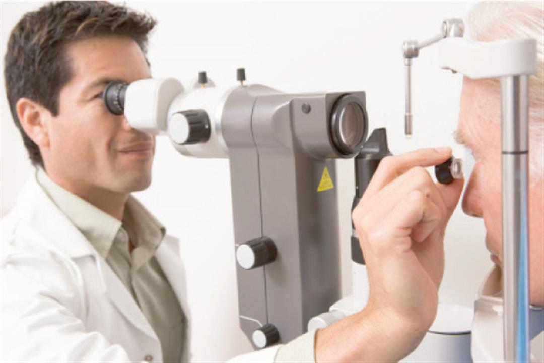 6 حالات طبية طارئة تكشف عنها صحة العين