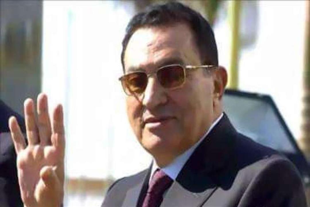  غياب تام لأنصار مبارك في ذكرى ميلاده - صور من مدفنه