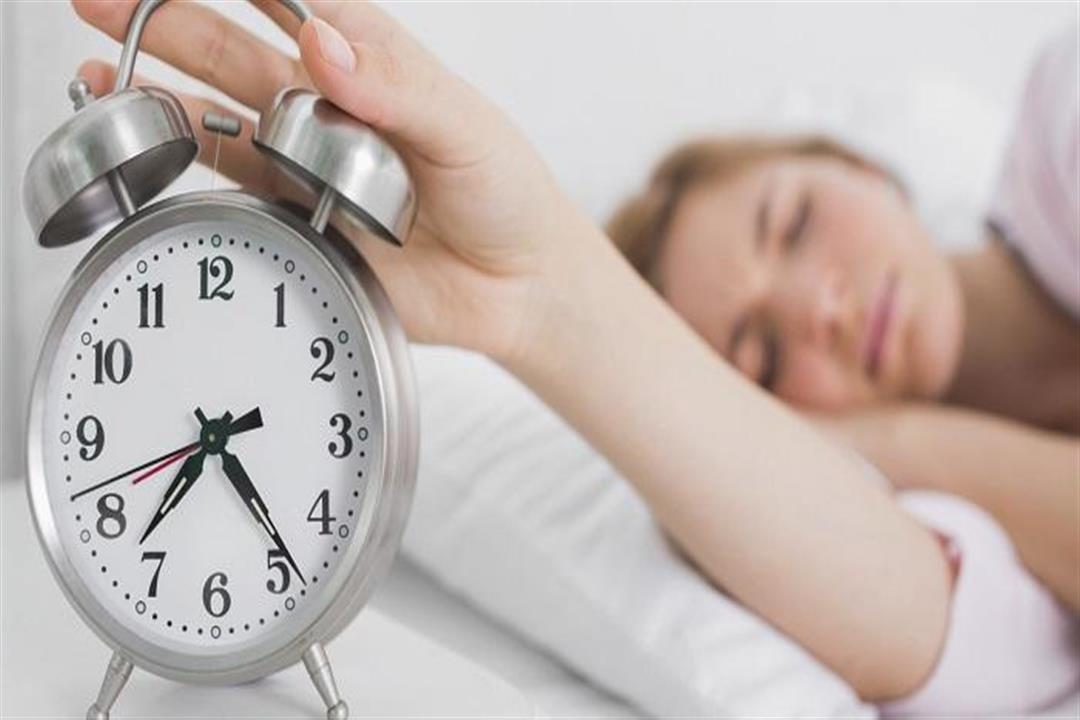  باحثون: اللحن اللطيف للمنبه يخلصك من جمود النوم