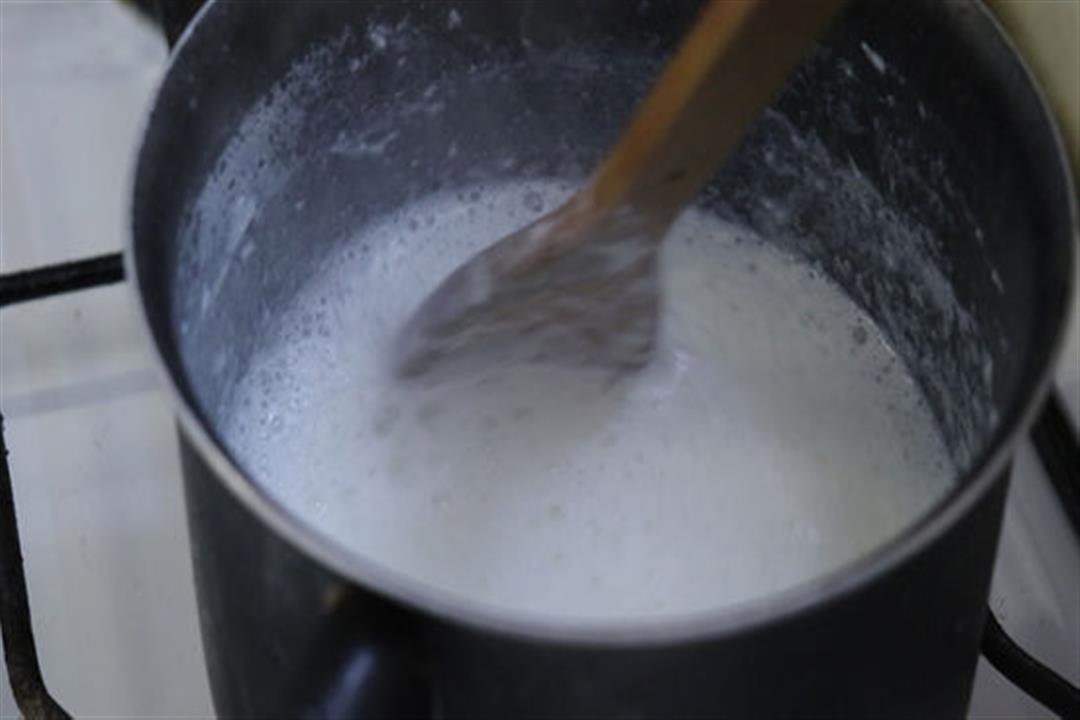 550px-nowatermark-Boil-Milk-Step-6-Version-6