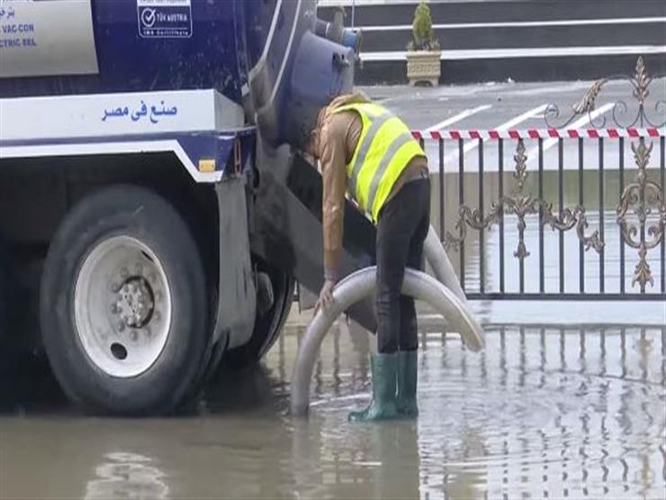  رئيس "القاهرة للصرف الصحي": رفعنا 70% من بؤر المياه بالشوارع والمحاور الرئيسية 