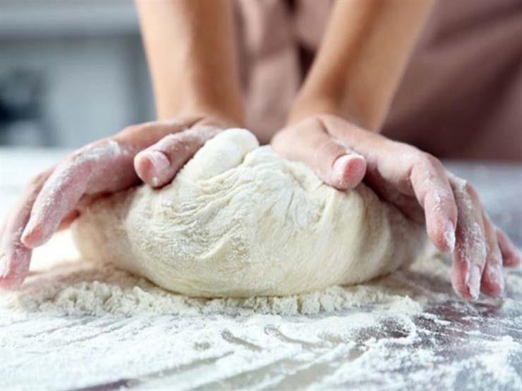 تجنب تناول العجين قبل نضجه