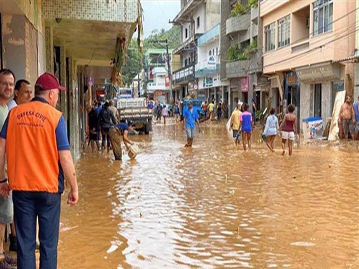 155 قتيلًا جراء فيضانات عارمة تضرب البرازيل (فيديو)