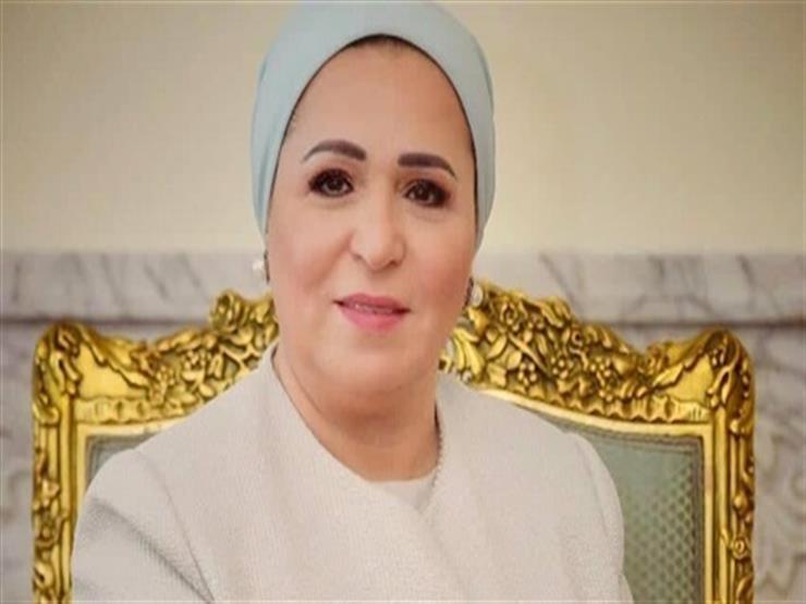 رمز العطاء.. انتصار السيسي توجه رسالة لأمهات المصريين في عيدهن رمز العطاء.. انتصار السيسي توجه رسالة لأمهات المصريين في عيدهن