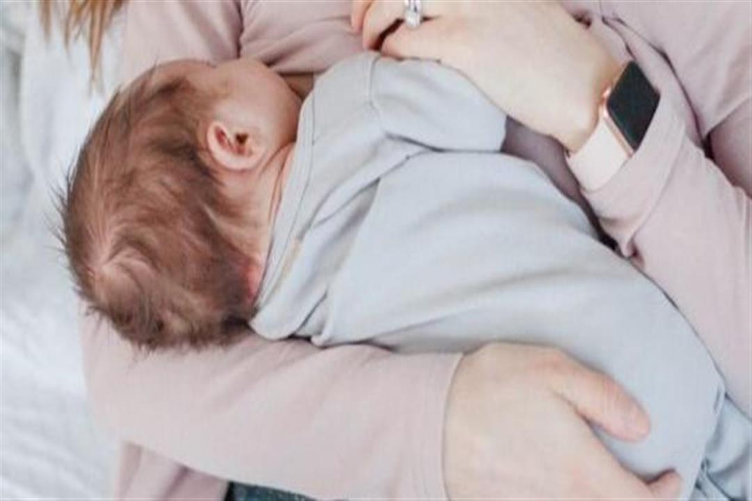 متى تهدد الرضاعة الطبيعية الطفل بتسوس الأسنان؟.. باحثون يجيبون