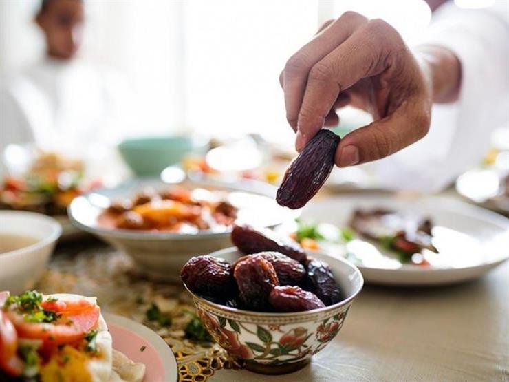 التسحر وتعجيل الفطر.. 5 أمور مستحبة في الصيام والإفطار يوضحها أمين الفتوى التسحر وتعجيل الفطر.. 5 أمور مستحبة في الصيام والإفطار يوضحها أمين الفتوى