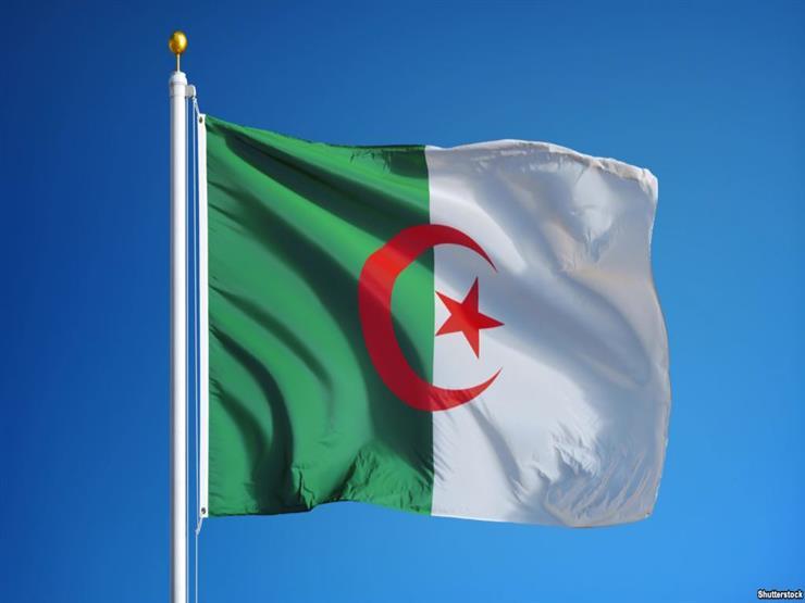الجزائر تغلق منافذ برية مع المغرب لتأمين شريطها الحدودي الجزائر تغلق منافذ برية مع المغرب لتأمين شريطها الحدودي