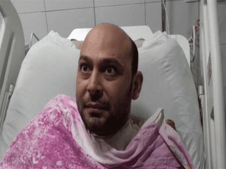 الطبيب محمود سامي المصاب بفقدان البصر يوجه رسالة لنجله الوحيد