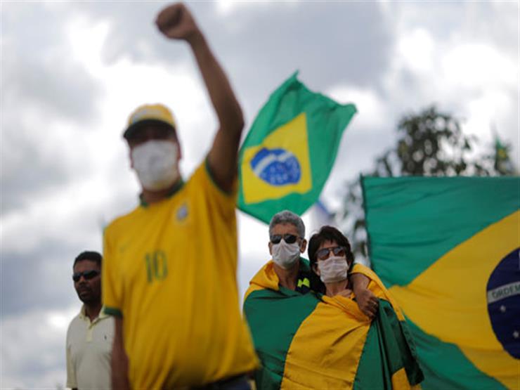 آلاف البرازيليين يتظاهرون رفضًا لبولسونارو بسبب فساد خلال الجائحة