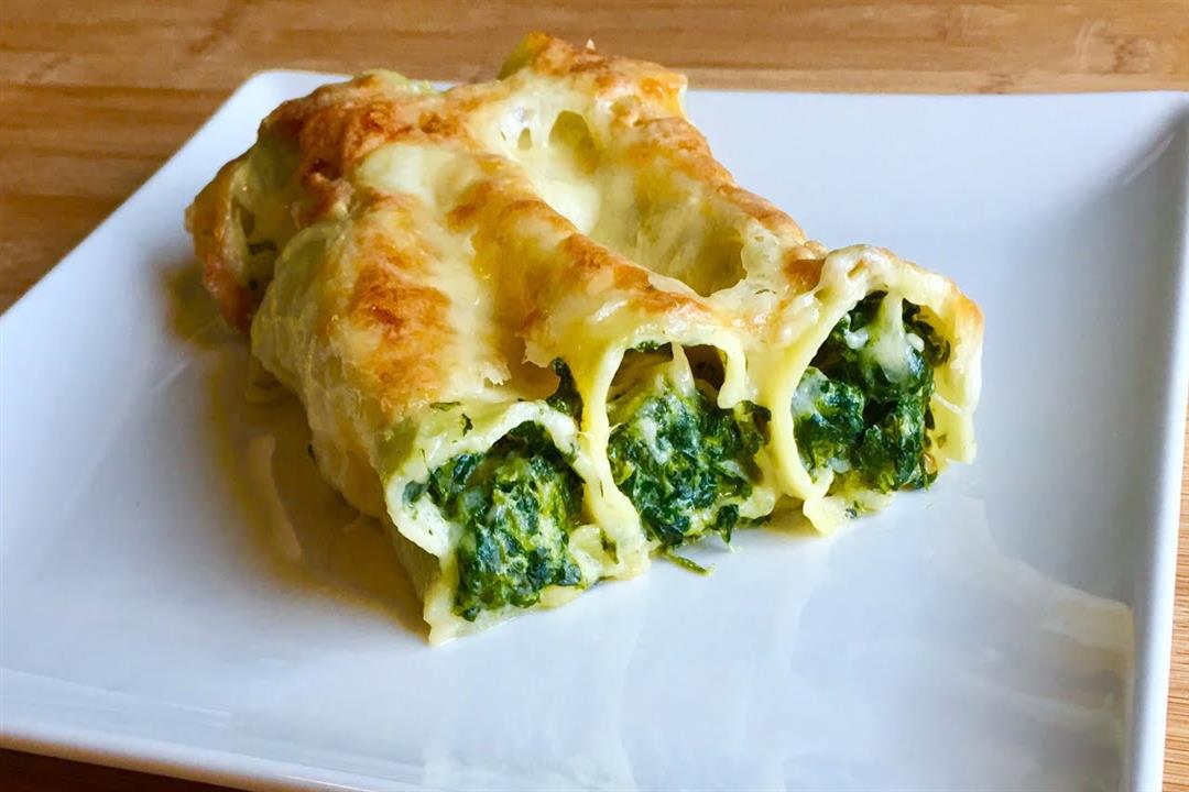 السبانخ والريكوتا