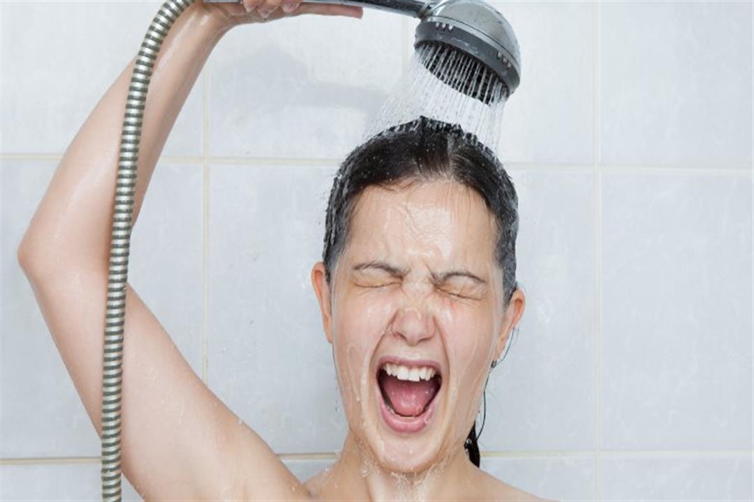الاستحمام بالماء البارد