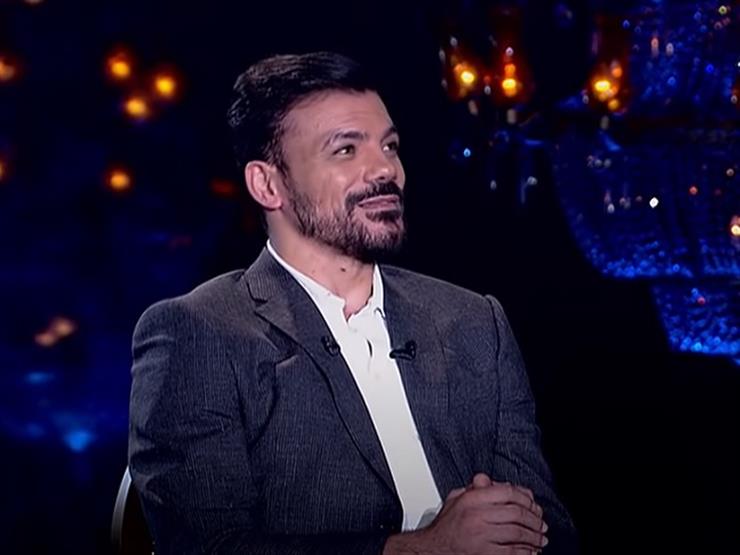 عمرو زكي: لم أعتزل بسبب علاقتي بفنانة.. وكنت ملتزمًا داخل وخارج الملعب