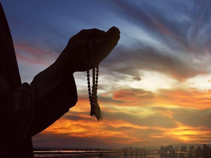 دعاء يوم 15 من رمضان.. يا من كرمه لا يحد وقضاؤه لا يرد اشملنا بعنايتك وعفوك الجميل دعاء يوم 15 من رمضان.. يا من كرمه لا يحد وقضاؤه لا يرد اشملنا بعنايتك وعفوك الجميل
