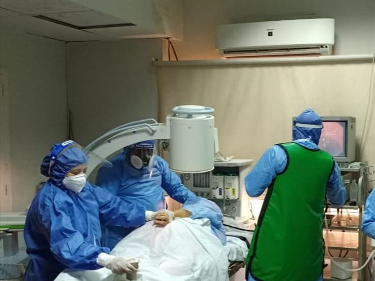 أستاذ جراحة يكشف تفاصيل إنقاذ طفل من انفجار في الرئة بسبب نصف حبة "لب"