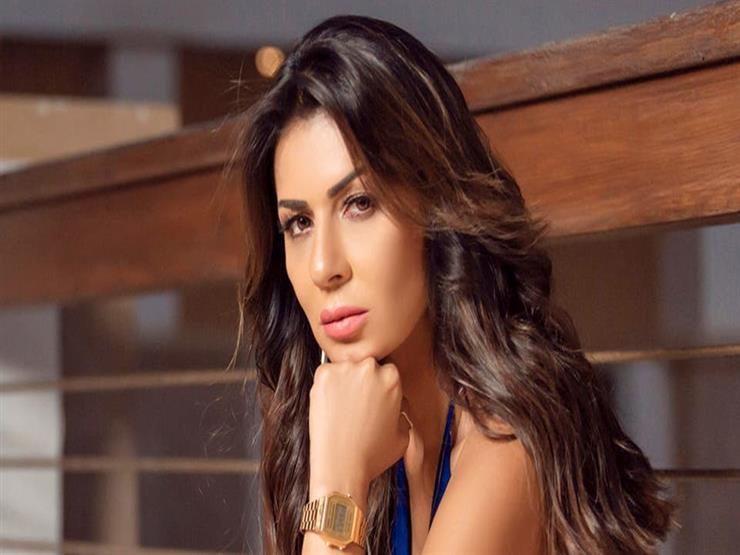 بعد شفائه من "كورونا".. نجلاء بدر لعمرو صلاح: "نقول كفارة بقى" بعد شفائه من "كورونا".. نجلاء بدر لعمرو صلاح: "نقول كفارة بقى"