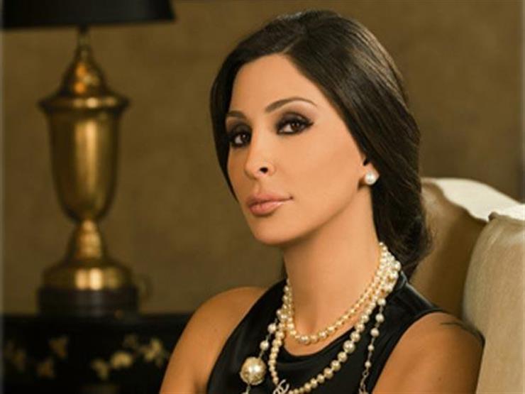 إليسا توجه رسالة لجمهورها بشأن ألبومها الجديد إليسا توجه رسالة لجمهورها بشأن ألبومها الجديد