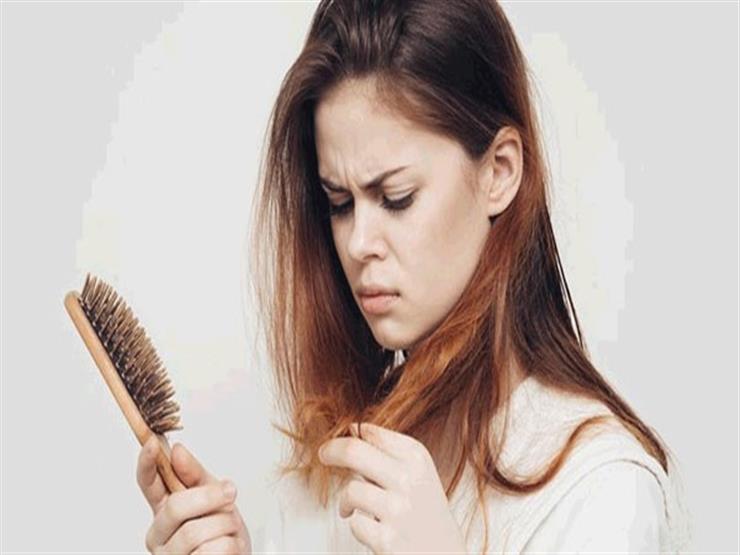 أهمها تدليك فروة الرأس.. 7 طرق طبيعية لمنع تساقط الشعر (صور)