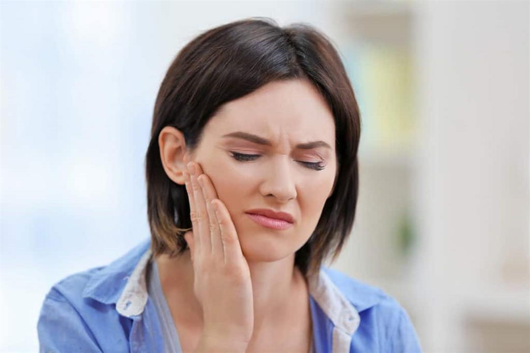 ما تأثير الجيوب الأنفية على الأسنان؟