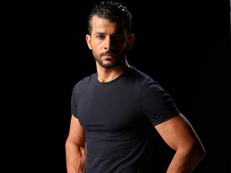 صورة| لأول مرة.. رامز أمير يتحدث عن حبيبته "هخبيكي" صورة| لأول مرة.. رامز أمير يتحدث عن حبيبته "هخبيكي"