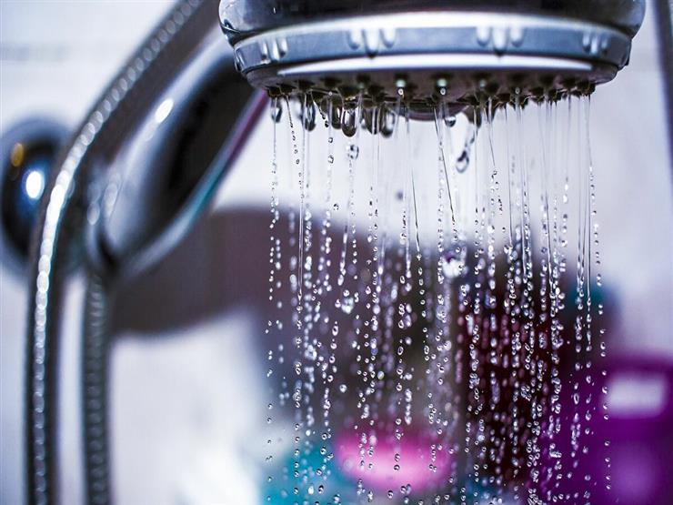 هاني الناظر: لهذه الأسباب يجب تجنب الاستحمام بالمياه الدافئة والفاترة خلال الصيف