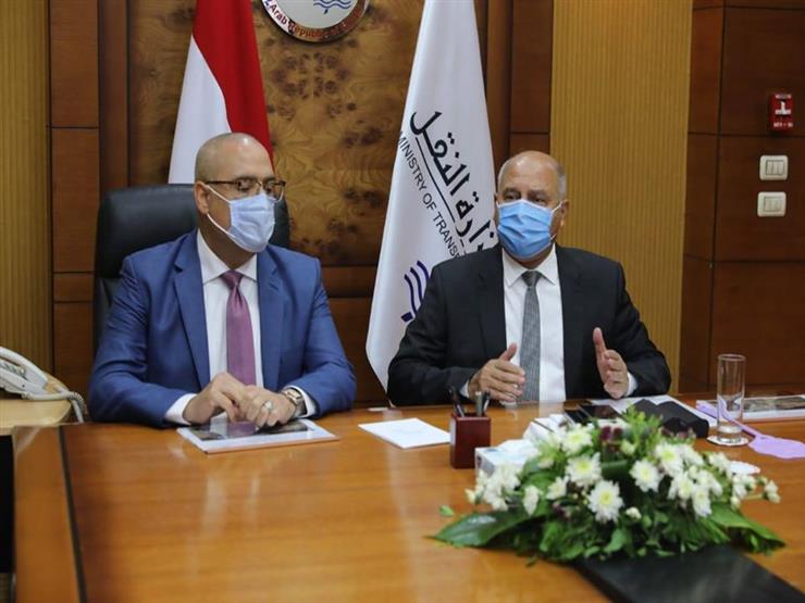 وزيرا النقل والإسكان يستعرضان مشروع القطار السريع "العين السخنة - العاصمة الإدارية" وزيرا النقل والإسكان يستعرضان مشروع القطار السريع "العين السخنة - العاصمة الإدارية"