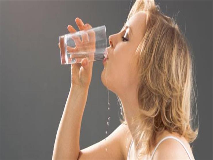 6 علامات تشير إلى حاجة جسمك للمياه