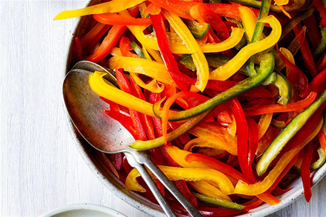 summer-bell-pepper-slaw-600x405
