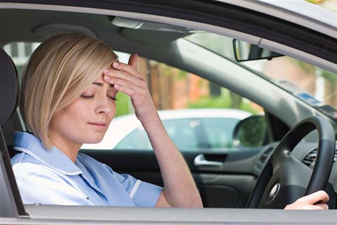 البقاء داخل السيارة