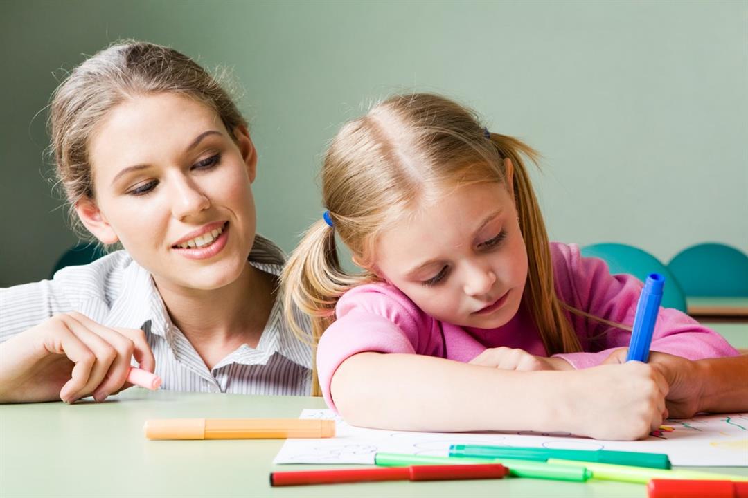 للأمهات.. 10 نصائح لزيادة تركيز طفلك أثناء الدراسة من المنزل