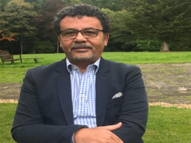 بعد رحيله عن منصبه.. عمرو عرفة لـ"أمير مرتضى": "عملت فرقة كلها رجالة" بعد رحيله عن منصبه.. عمرو عرفة لـ"أمير مرتضى": "عملت فرقة كلها رجالة"