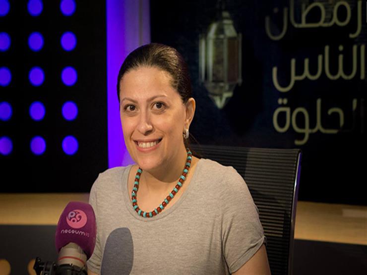 أميرة مكاوي: "الناس مش بتدي لعقلها مساحة للتفكير وإبداء الرأي على السوشيال ميديا"
