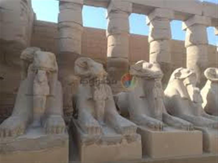 بعد نقل 4 منها لميدان التحرير.. 29 تمثالاً للكباش يزينون معبد الكرنك