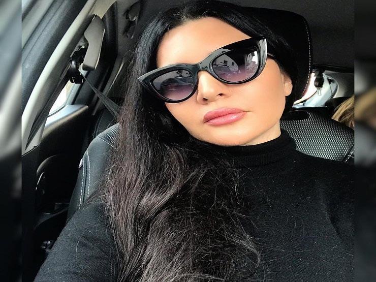 صور| لاميتا فرنجية تخضع لجلسة تصوير جديدة وسط الطبيعة صور| لاميتا فرنجية تخضع لجلسة تصوير جديدة وسط الطبيعة