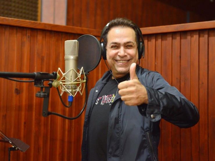 فيديو| "فجرت بعد وفاته ولبست أحمر".. 3 أشياء حرمها والد حكيم عليه فيديو| "فجرت بعد وفاته ولبست أحمر".. 3 أشياء حرمها والد حكيم عليه