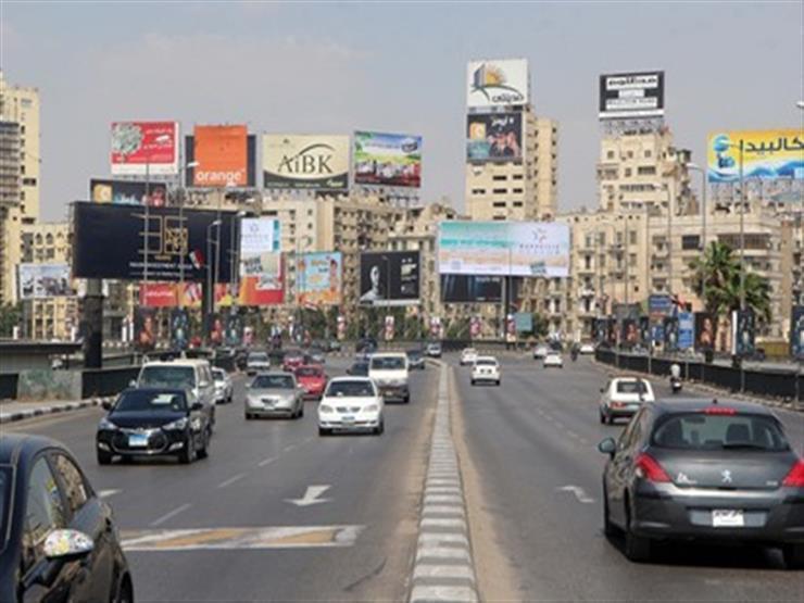 النشرة المرورية.. انتظام حركة السيارات بمحاور وميادين القاهرة والجيزة النشرة المرورية.. انتظام حركة السيارات بمحاور وميادين القاهرة والجيزة