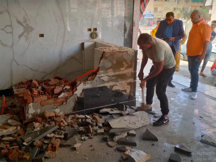 تشميع وغلق ومحاضر.. ماذا حدث في حملة الـ24 بحدائق الأهرام بالجيزة؟ فيديو تشميع وغلق ومحاضر.. ماذا حدث في حملة الـ24 بحدائق الأهرام بالجيزة؟ فيديو