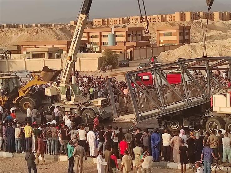 ارتفاع عدد ضحايا كوبري المشاة المنهار في جنوب سيناء ارتفاع عدد ضحايا كوبري المشاة المنهار في جنوب سيناء