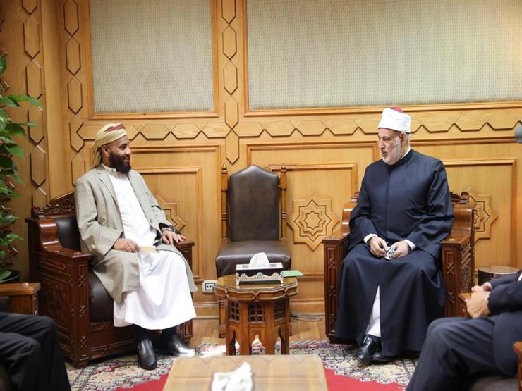 وكيل الأزهر لوزير الأوقاف اليمني: مستمرون في نشر الفكر الوسطي ومواجهة التطرف وكيل الأزهر لوزير الأوقاف اليمني: مستمرون في نشر الفكر الوسطي ومواجهة التطرف