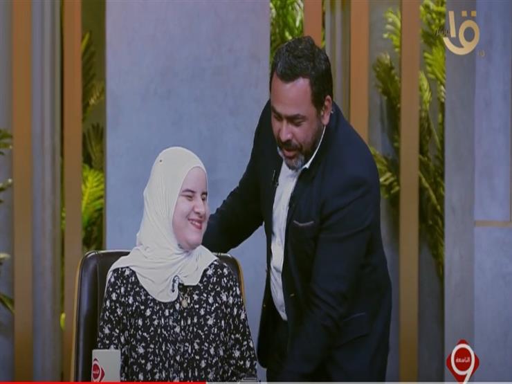 "كان حلمي أدخل إعلام وأكون مذيعة".. الحسيني يحقق أمنية شهد عبد الرحيم على الهواء