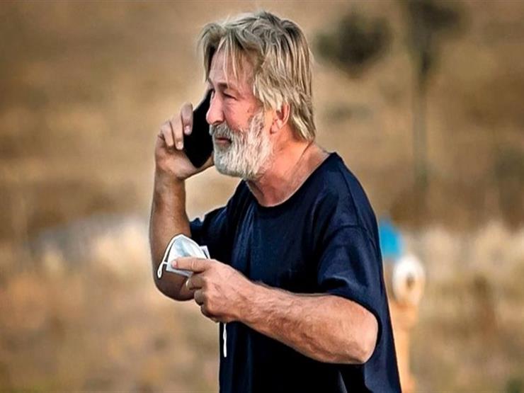 بـ"مسدس أصم".. تفاصيل مقتل مصورة وإصابة مخرج خلال تصوير فيلم أمريكي بـ"مسدس أصم".. تفاصيل مقتل مصورة وإصابة مخرج خلال تصوير فيلم أمريكي