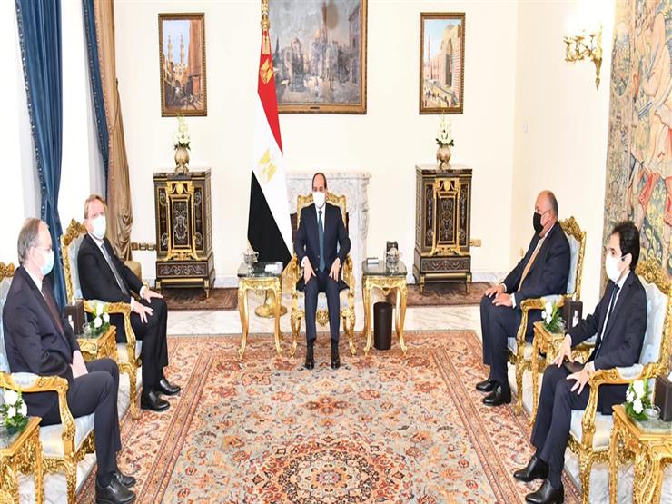 السيسي يعرب عن تطلعه لتطوير علاقات التعاون المستقبلية مع الاتحاد الأوروبي السيسي يعرب عن تطلعه لتطوير علاقات التعاون المستقبلية مع الاتحاد الأوروبي