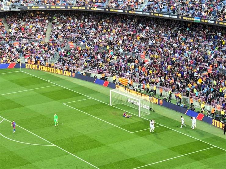 هدفان في الوقت الضائع.. فاسكيز يحسم الكلاسيكو وأجويرو يقلص الفارق (فيديو) هدفان في الوقت الضائع.. فاسكيز يحسم الكلاسيكو وأجويرو يقلص الفارق (فيديو)