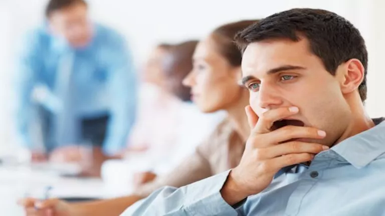 هل التثاؤب معديًا حقًا ؟ إليك الإجابة 